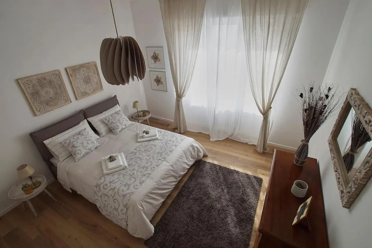 Apartment Appartamento Accogliente E Luminoso Self Check-In Florence Italy